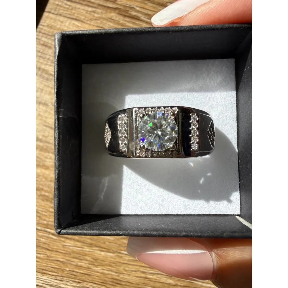 Men’s 1 CT D Color Moissanite Ring Size 10 Rhodium Plated w/ GRA